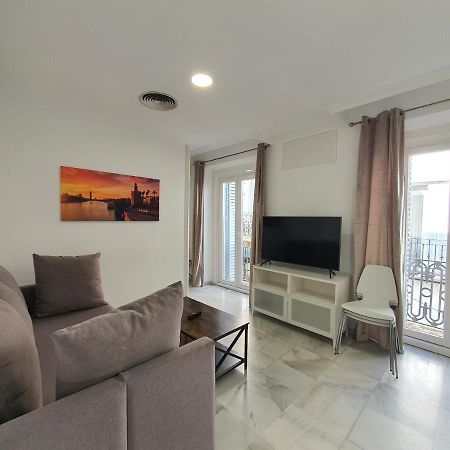 Apartamentos Los Angeles Seville Ngoại thất bức ảnh