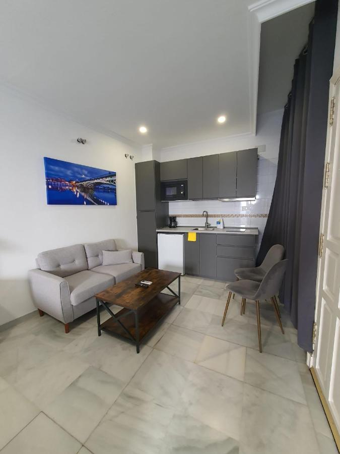 Apartamentos Los Angeles Seville Ngoại thất bức ảnh